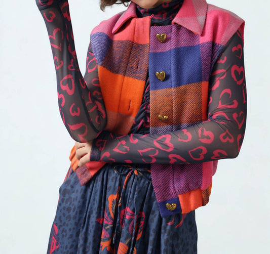 Emily Lovelock - Kim Vest