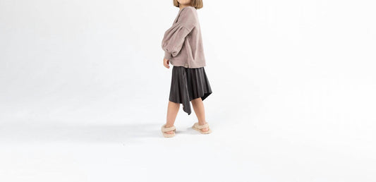 Omamimini - Faux Leather Hi-Low Pleated Skirt