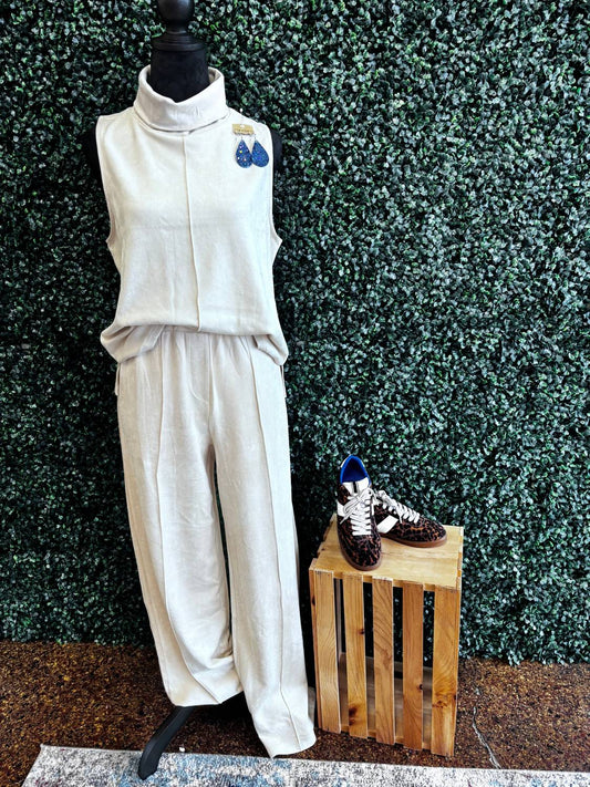 Aryeh - Women's Yara Suede Set