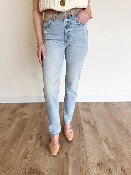 Daze - Hart High Rise Slim Straight Jeans