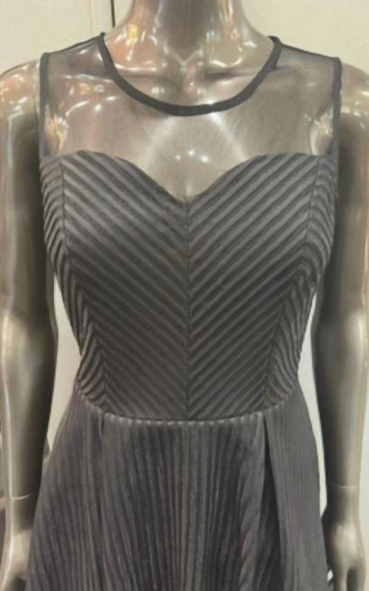 Gracia - Women's Stripe mesh sleeveless cocktail dress