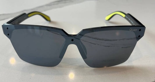 Quay - Unisex Polarized Homestretch Sunglasses