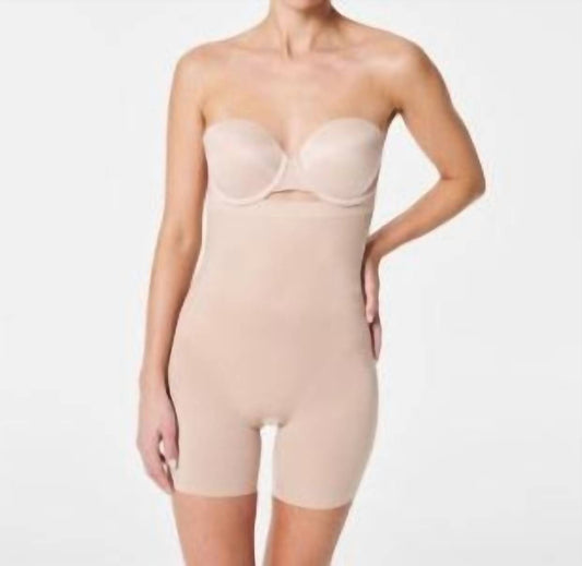Spanx - Invisible Shaping High Waisted Mid Thigh Short