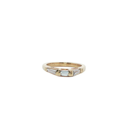 Normani - Women's 3 Stone Baguette Wedding Band Ring