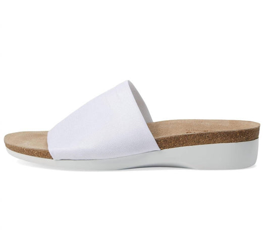 Munro - Women's Casita Sandal