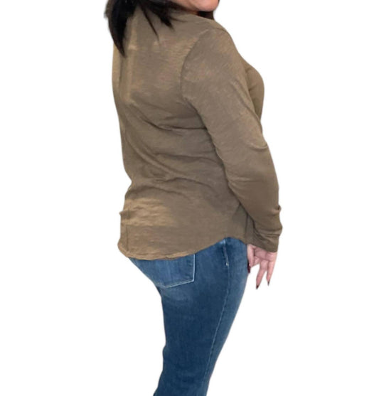 Bobi - Center Seam V Neck Tee