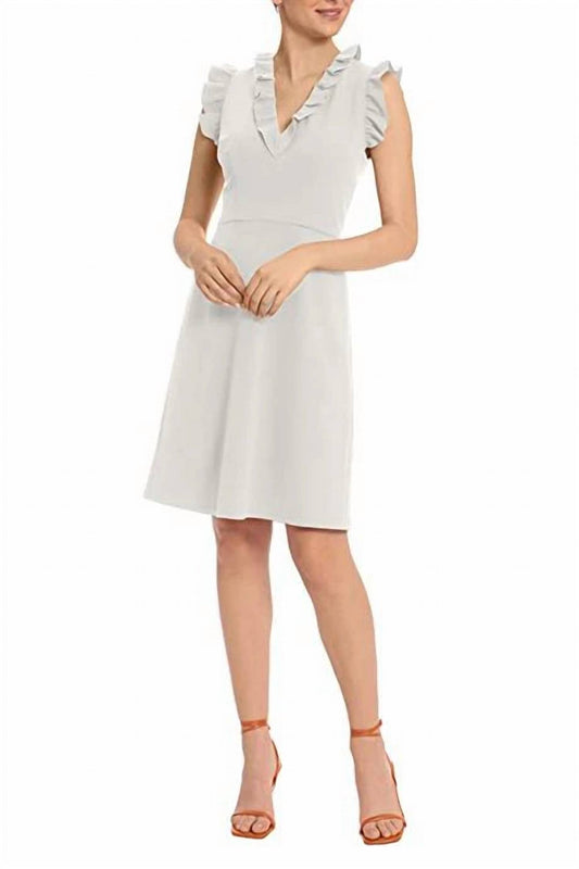 Maggy London - Ruffle Sleeves Short Crepe Dress