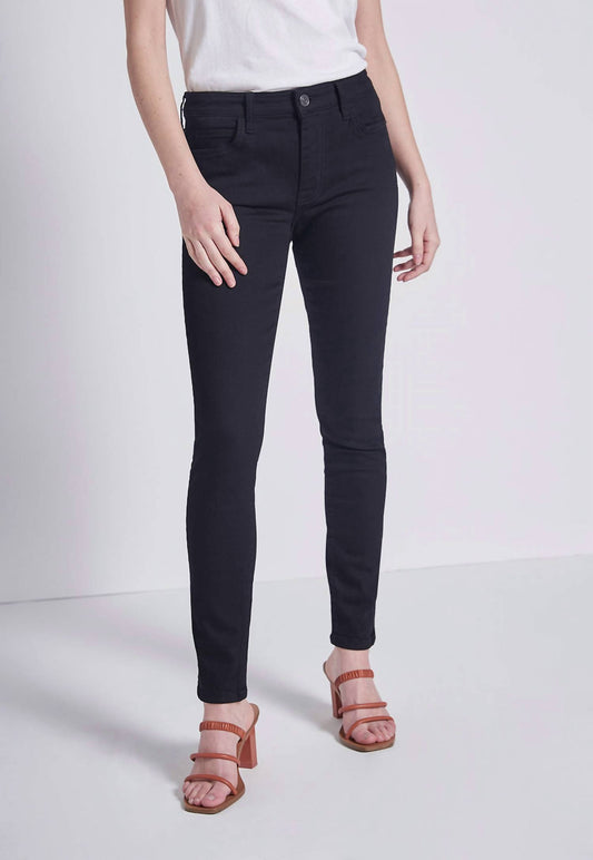THE ORIGINAL STILETTO JEAN IN CLEAN BLACK