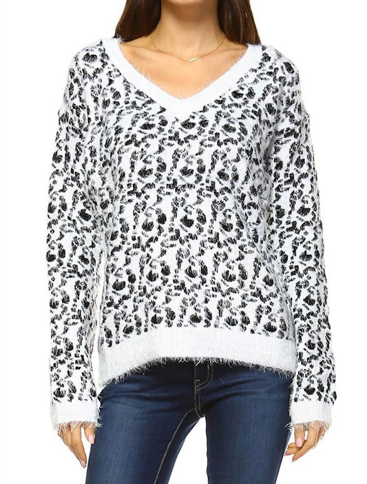 White Mark - Women's Leopard Sweater