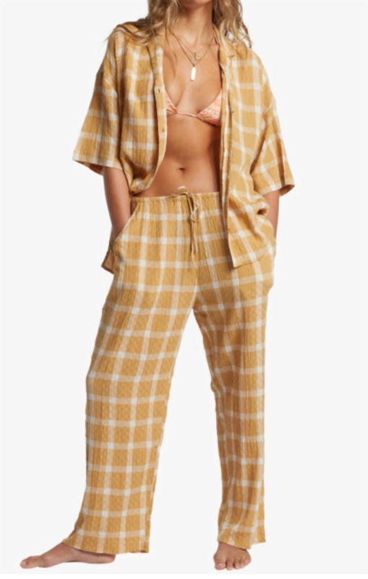 Billabong - Beach Side Button Down