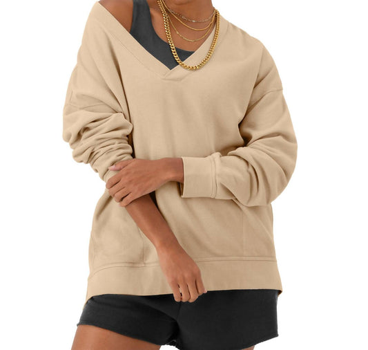 Champion - Oversized V-Neck Pullover