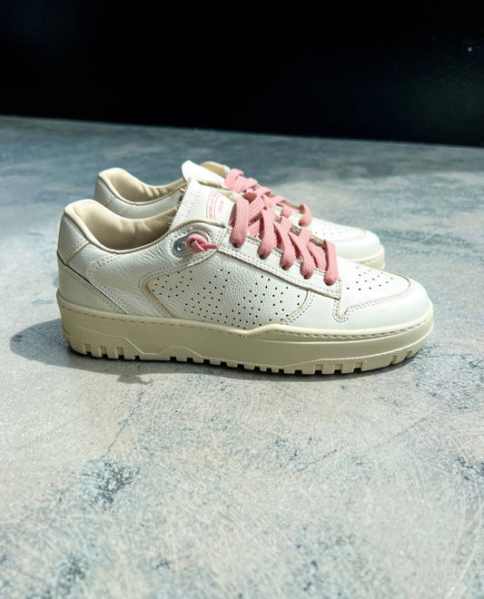 P448 - Women's Mason Sneaker