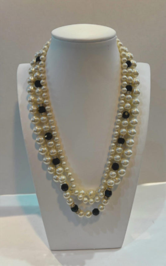 Sonya'S - Triple Layer Necklace