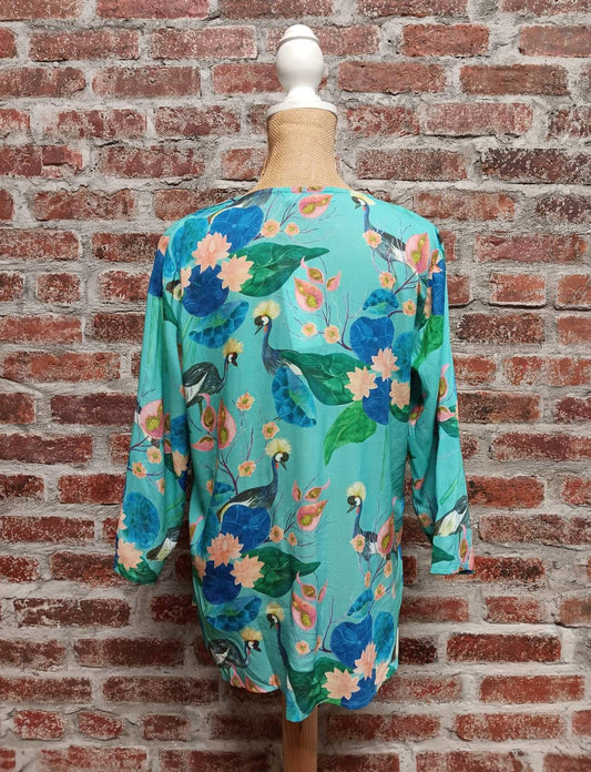 Dolma - Water Lily Print Three-quarter Sleeve Top