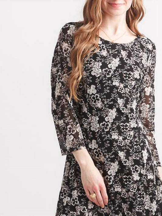 Papillon - Floral Quarter Sleeve Stretch Mesh Dress