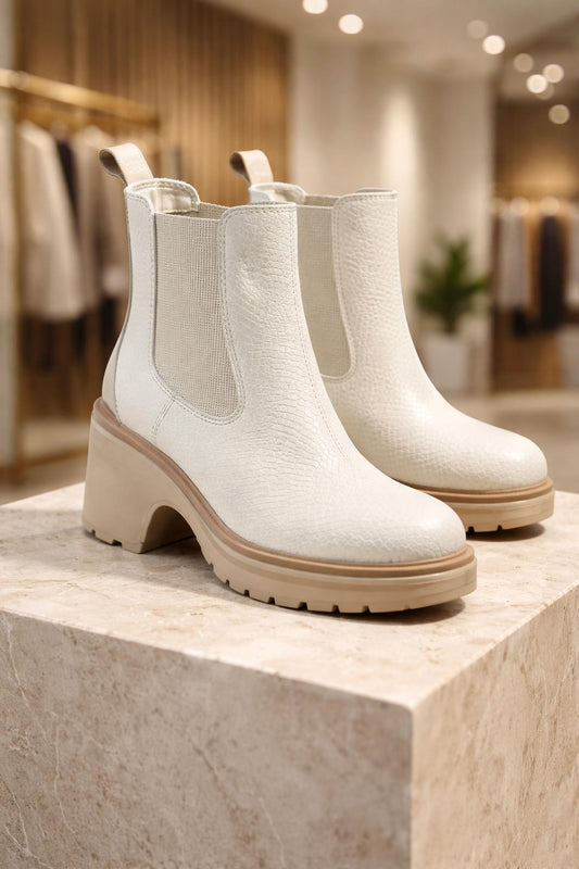 Sorel - Women's Hi-Line Heel Chelsea Boot