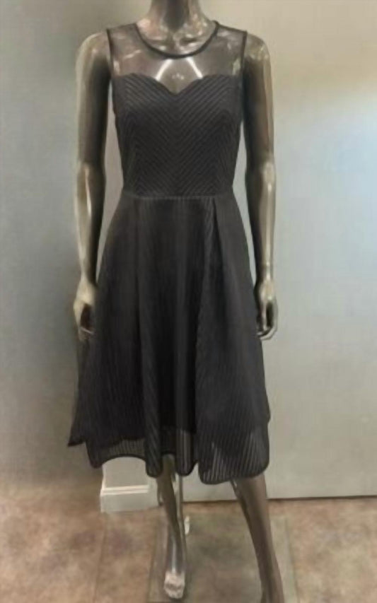 Gracia - Women's Stripe mesh sleeveless cocktail dress