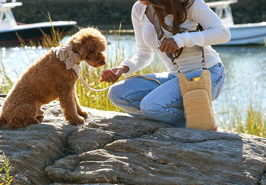 Wanderfull - Women's Sherpa Hydrobag