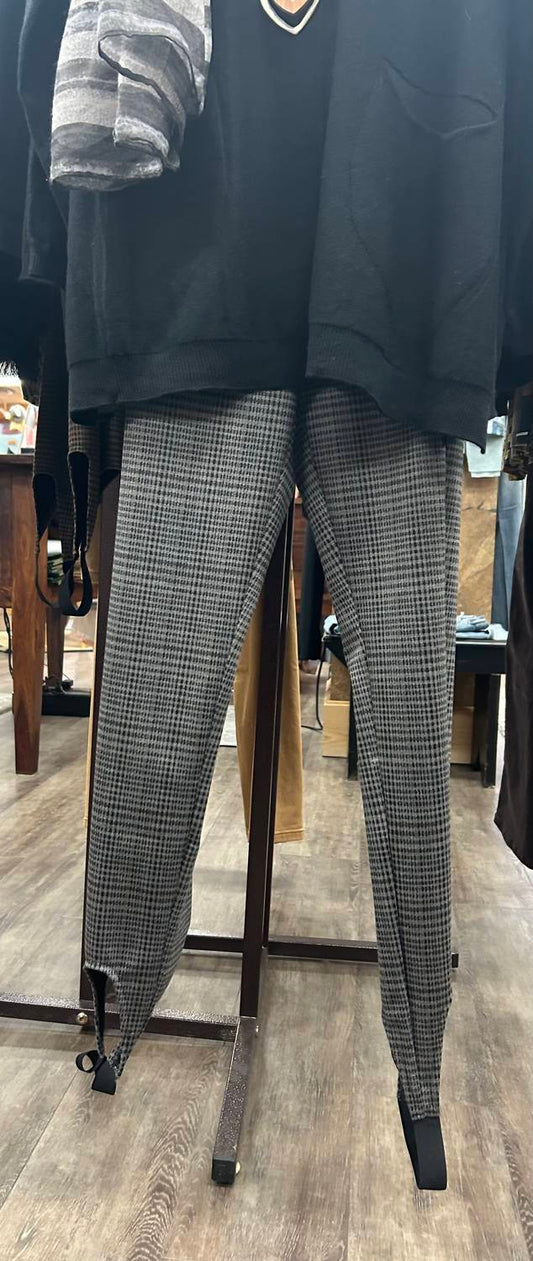 Charlie Paige - Women's Checkmate Stirrup Leggings