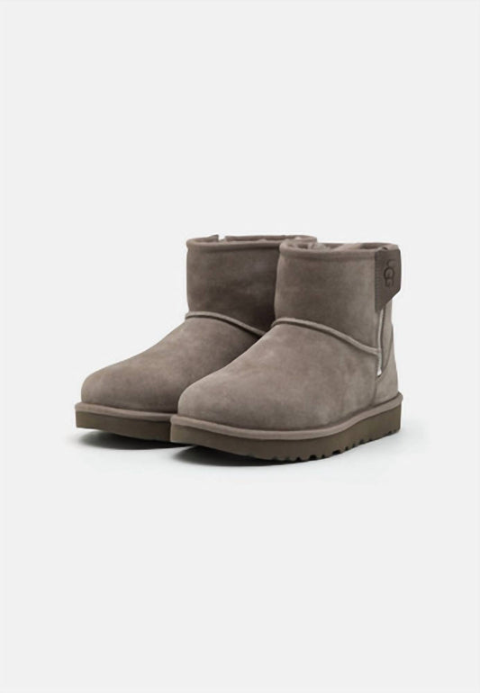 Ugg - Women's Classic Mini Bailey Zip Boots