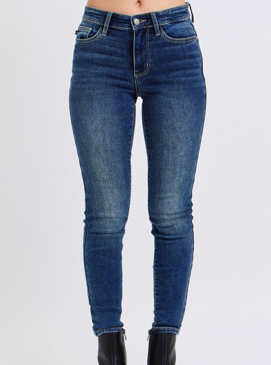 Judy Blue - Mid Rise Thermal Skinny Jeans