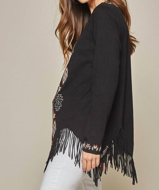 Andree By Unit - Geo Embroidered Fringe Top