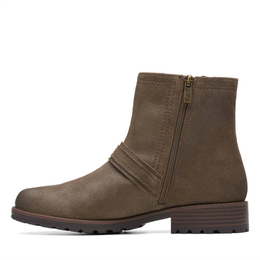 Clarks - Women’s Aspra Buckle Zip