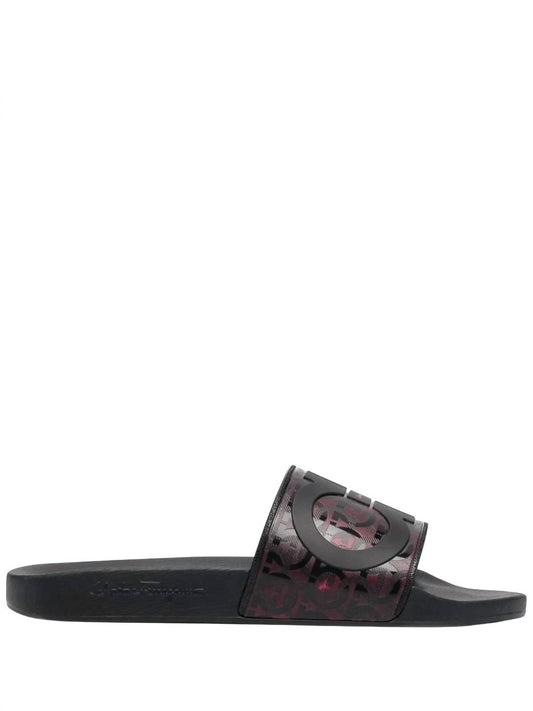 Salvatore Ferragamo - Men's Groove Logo-embossed Slider Sandal