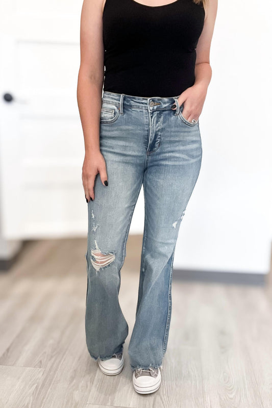 Judy Blue - Mid Rise Tummy Control Distressed Flare