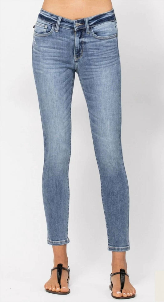 Judy Blue - Mid Rise Skinny Crop Jean