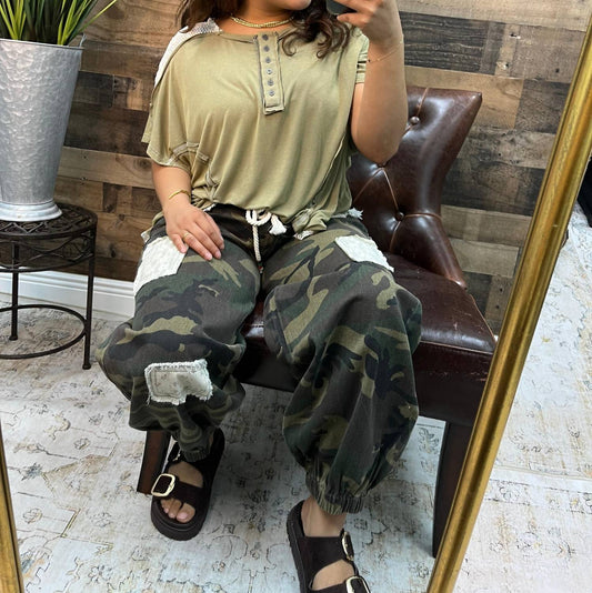 Pol - Camo Lace Patchwork Jogger