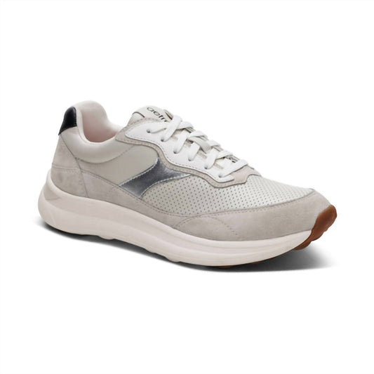Aetrex - Women Emily Lace Up Sneakers