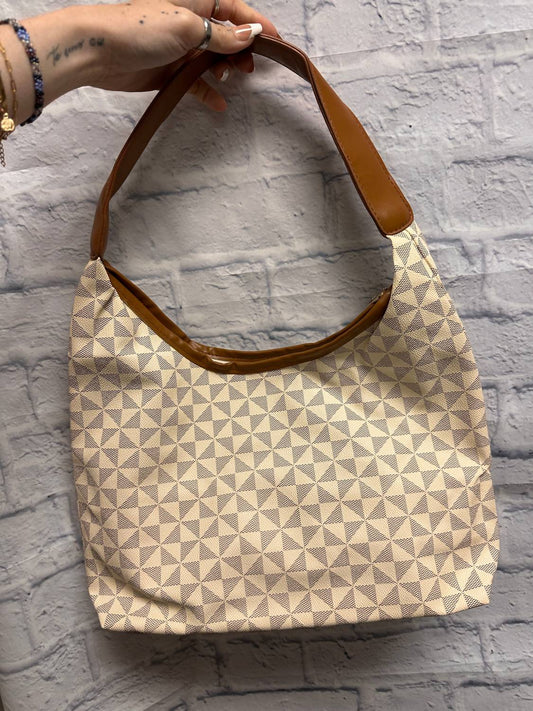 Zenana - Women's Deana Triangle Print Hobo Bag