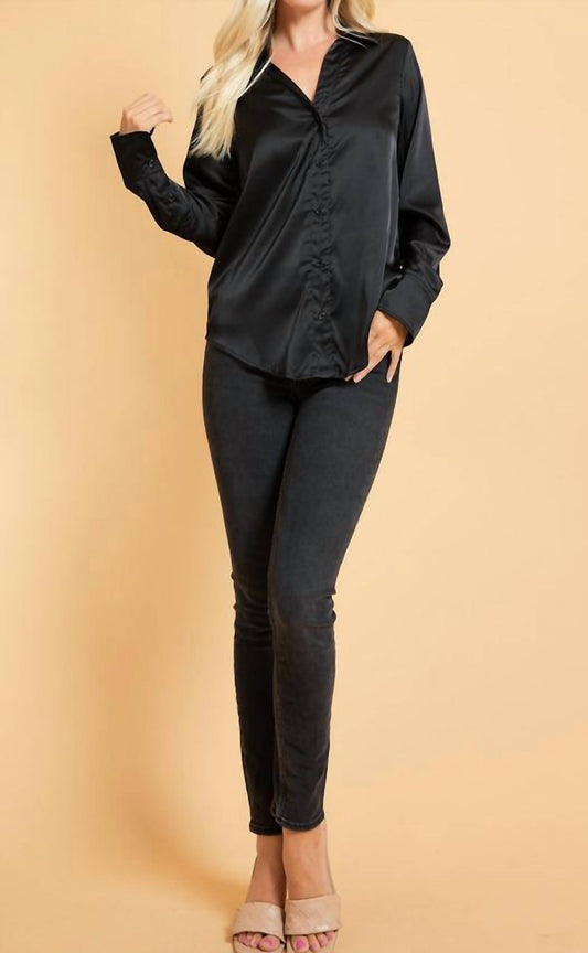 Glam - Brooklyn Buttondown Collared Shirttail Hem Shirt