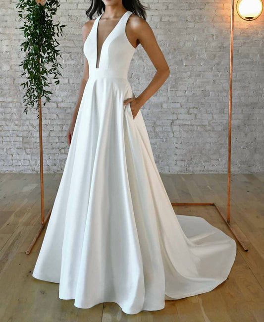 Stella York - Simple Wedding Gown With Keyhole Back & Bow Detail