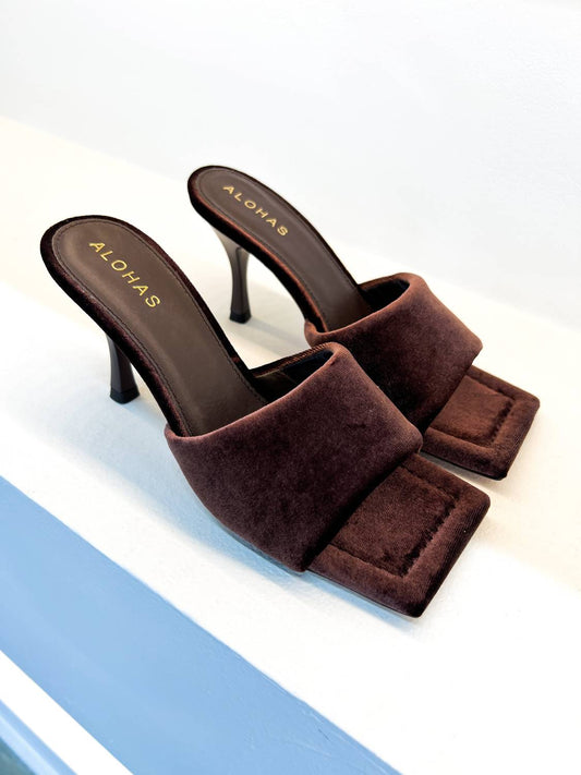 Alohas - Women's Puffy Velvet Block Heel