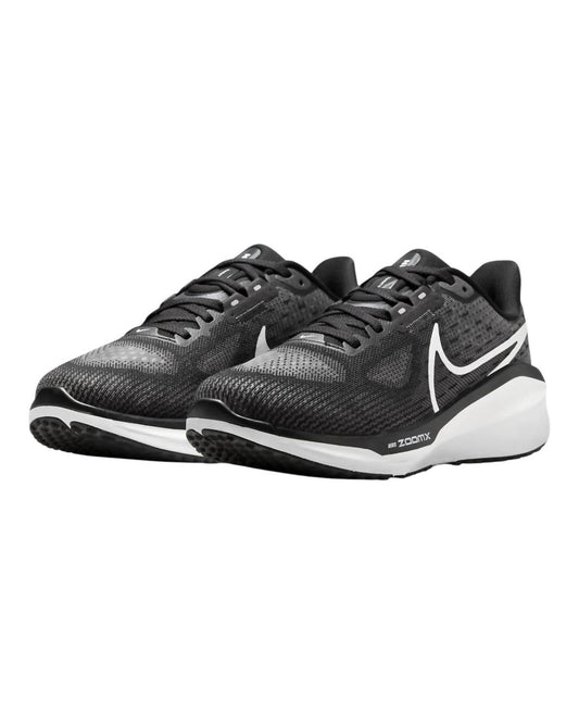 Nike - Women's Athletic Shoes