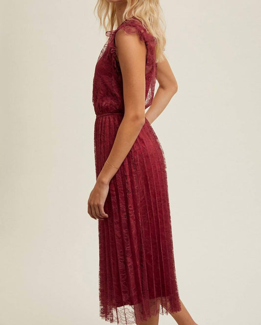 Wishlist - Finnley Floral Lace Pleated Midi Dress