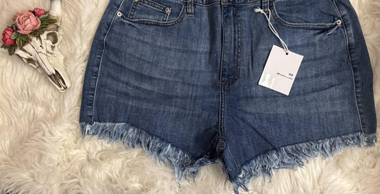 Curve Market - Women's Ariana Shorts