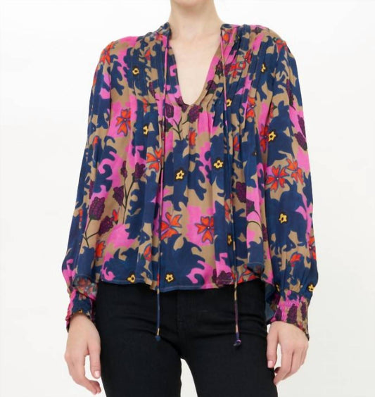 Oliphant - V-neck Pintuck Blouse