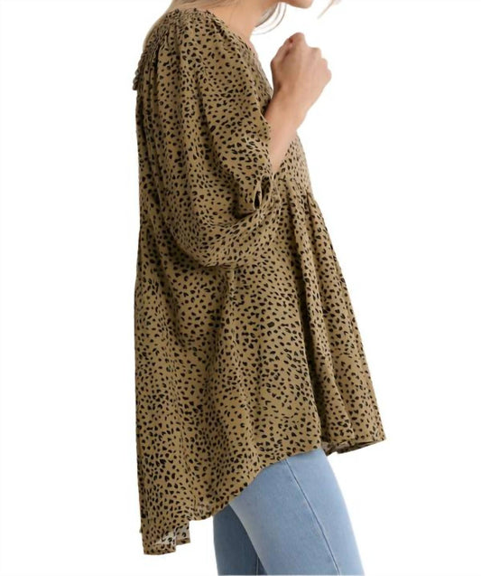 Umgee - Babydoll Keyhole Blouse