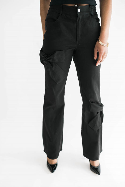 Falcon Park - Haddy Bow Detail Flare Jeans