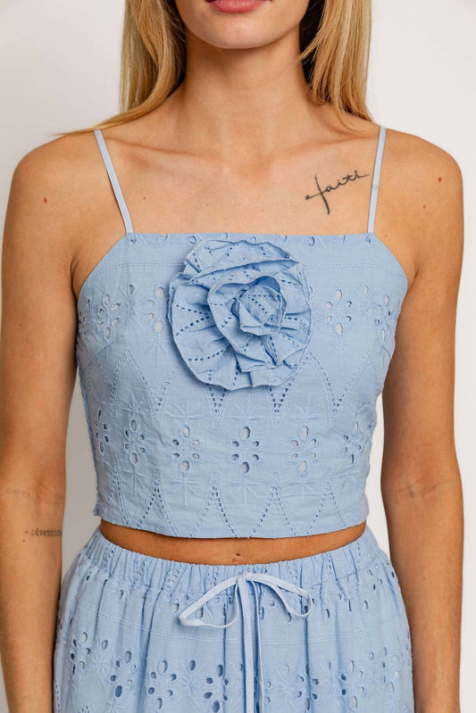 Le Lis - Enchanting Eyelet Top