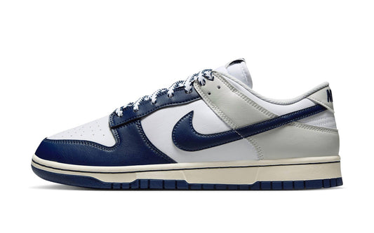 Nike - Men's Dunk Low Retro New York Yankees Shoe