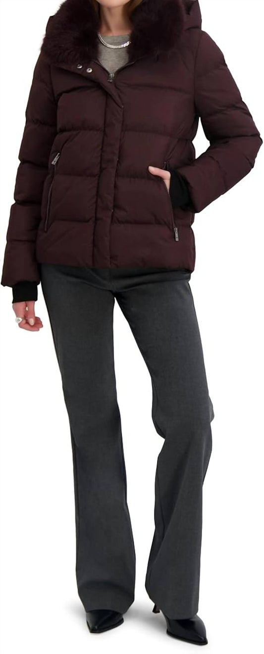 Tahari - Short Quilted Puffer Jacket With Faux Fur Collar & Detachable Hood