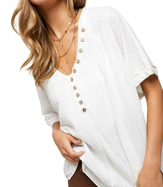 Davi & Dani - Knit Button V-neck Top