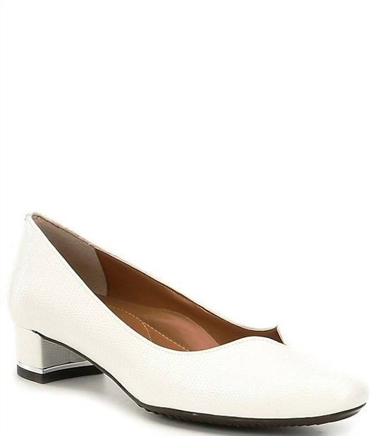 J. Renee - Women's Bambalina Lizard Print Pumps