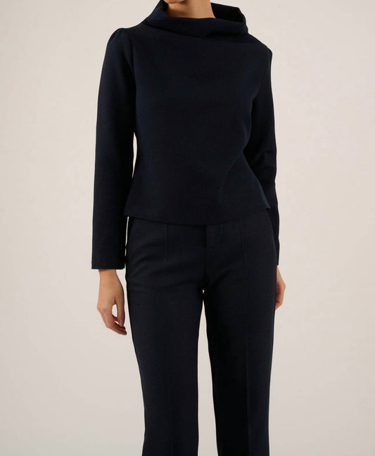 Oscar The Collection - Women's Fray Top