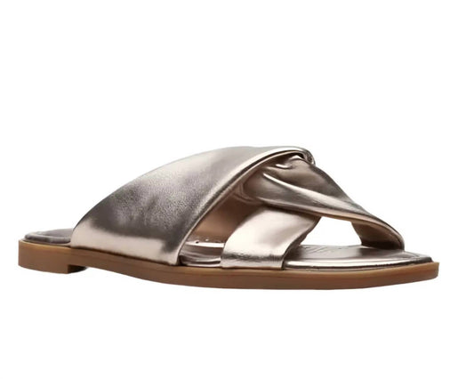 Clarks - Women's Reyna Twist Sandal