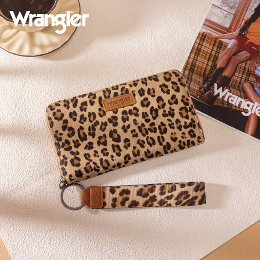 Wrangler - Leopard print wristlet wallet